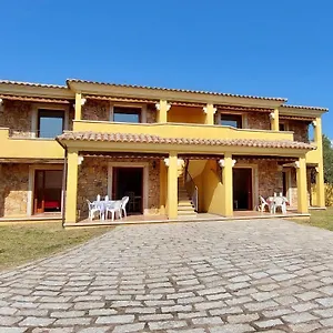 Iss Travel, Domus Pedra - 2-bedrooms With Air-condition Appartamento
