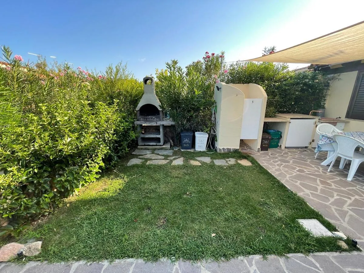 Splendida Villetta San Teodoro Holiday home